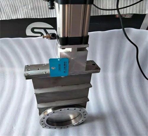 ���m����ղ���y